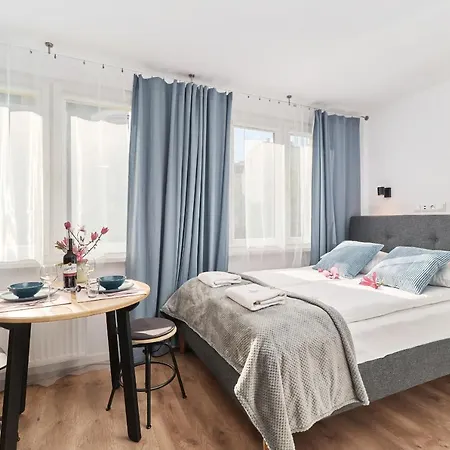 Studio Wroclaw Krawiecka By Renters Breslavia